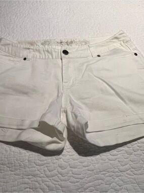 Express White Women's Casual Cotton Shorts